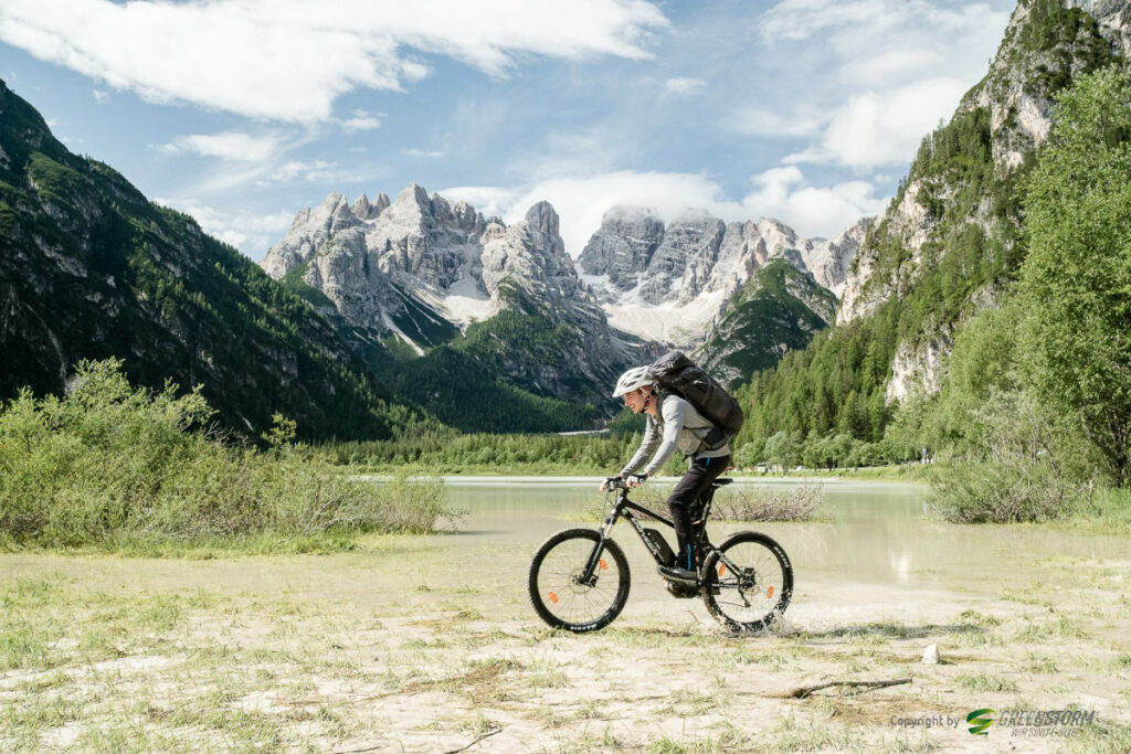 Rollendes Geschäftsmodell: Greenstorm bietet E-Bikes im Tausch gegen Hotelgutscheine.