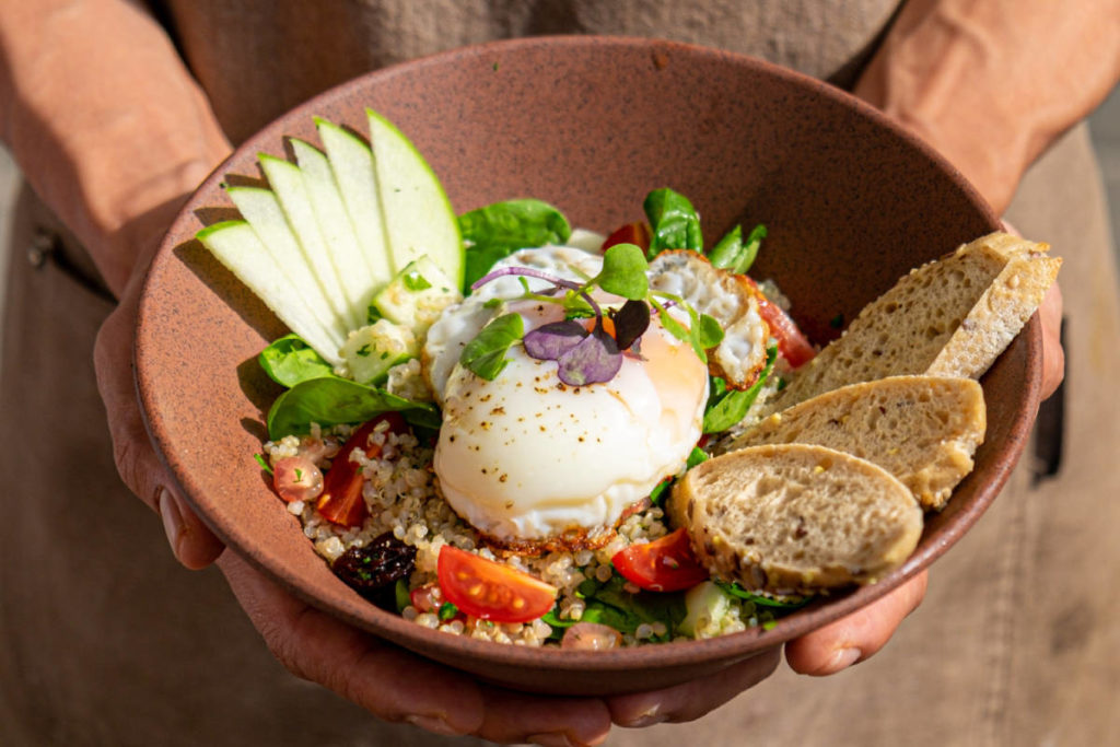 Bowls lassen sich hervorragend »veganisieren«. © Rafael Maggion / Unsplash