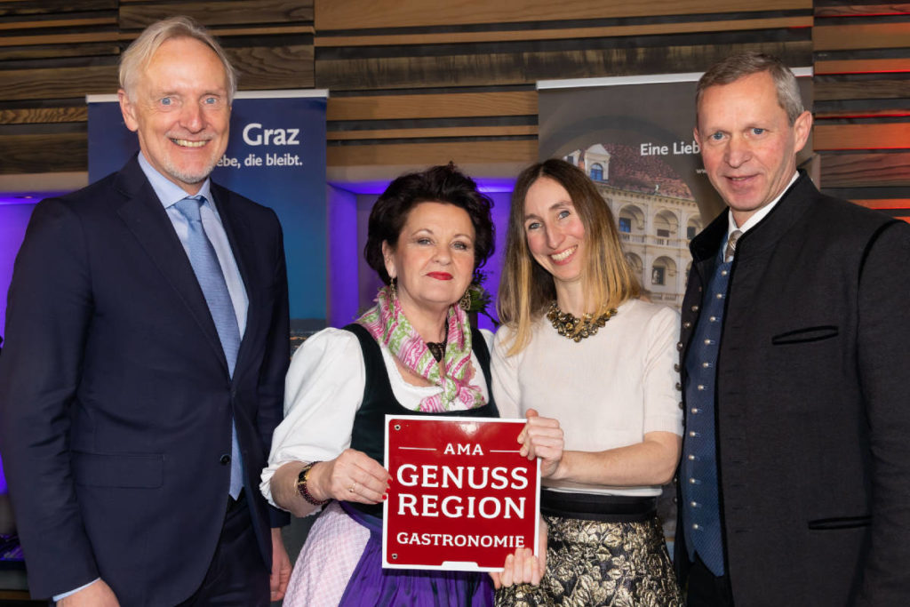 Stadtrat Riegler, Waltraud Hutter, Beatrice Berner und Dieter Hardt-Stremayr © Graz Tourismus / Werner Krug