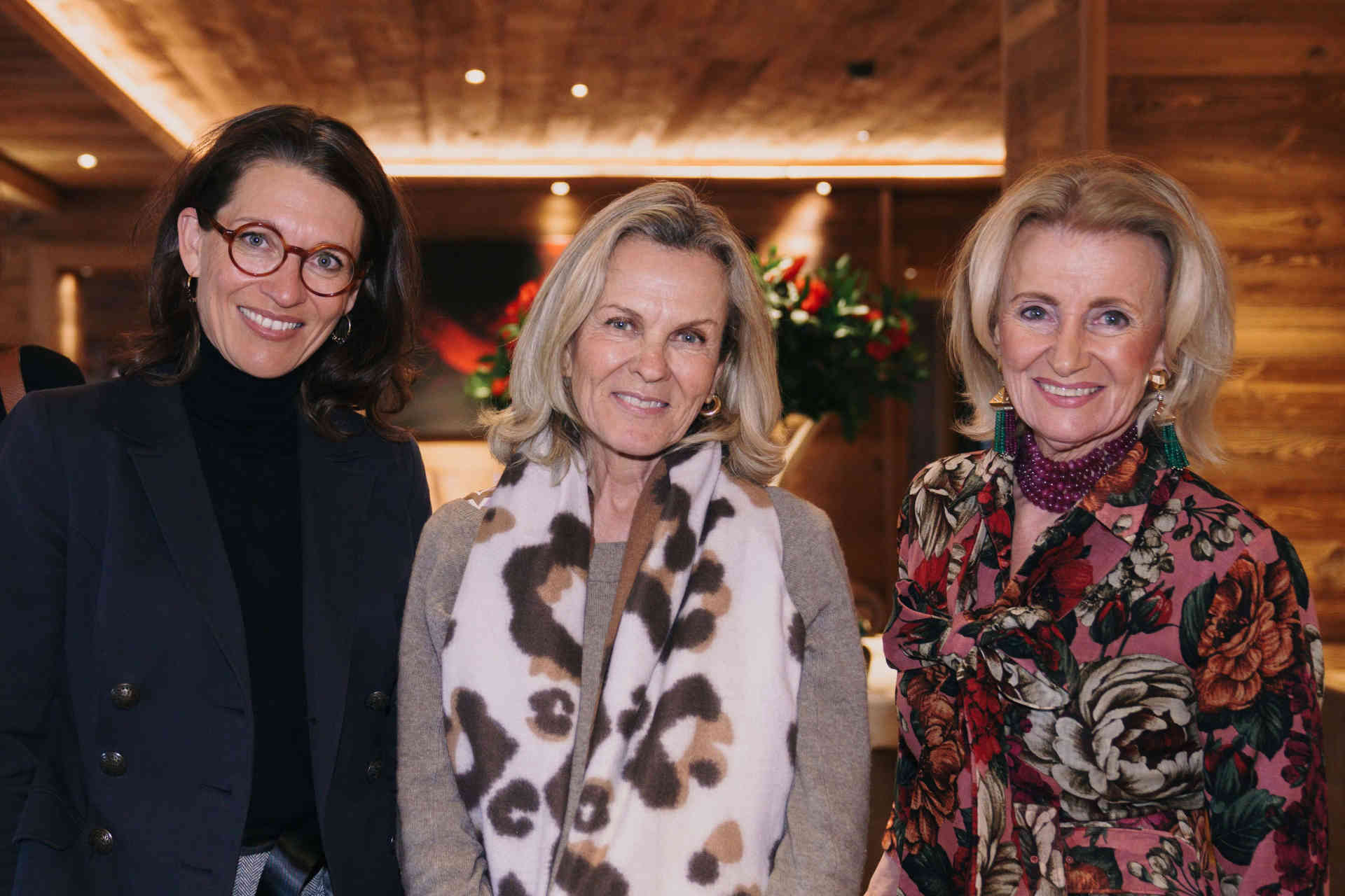 Oboistin Julia Moretti, Schauspielerin Andrea L’Arronge und Alpin Resort Sacher Gastgeberin Elisabeth Gürtler © Tina Weiler