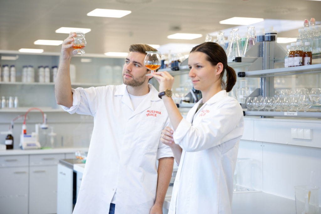 Selbermacher: Austria Juice entwickelt die Grundstoffe und Aromen selbst. © Austria Juice