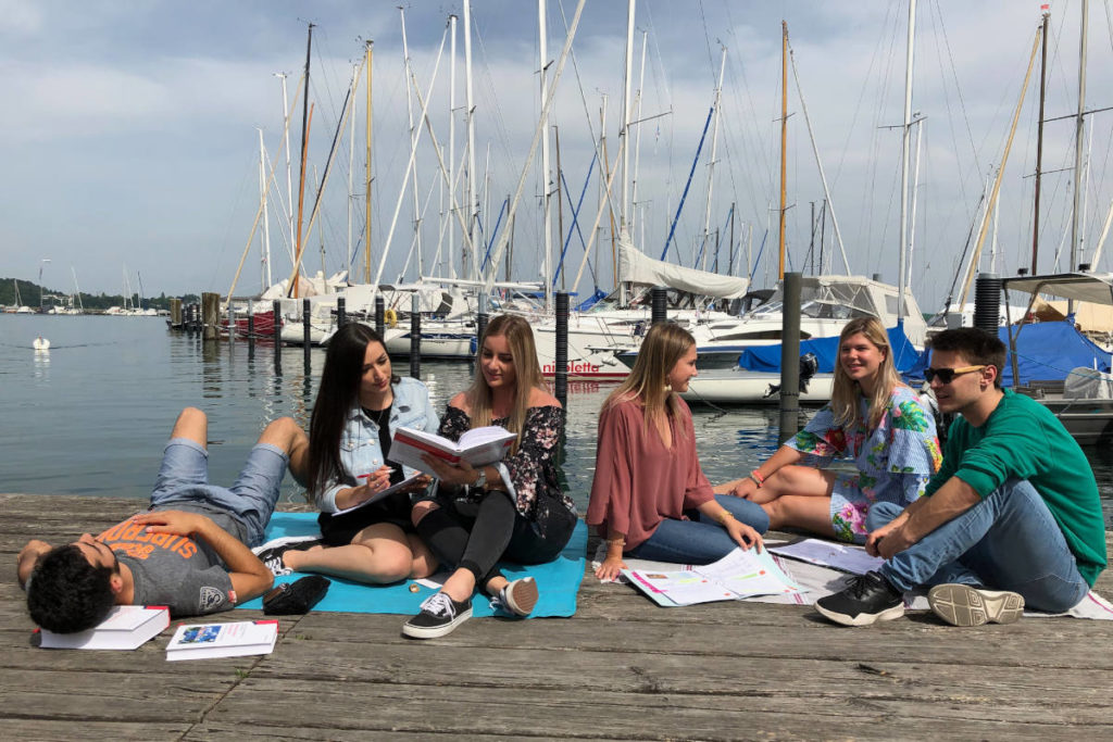 Zwischen Bodensee und Lecher Bergwelt Luxushotellerie studieren. © Post Lech