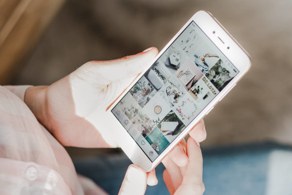 Ein gelungener Online-Auftritt kann zu positiven Bewertungen führen. © Georgia de Lotz / Unsplash