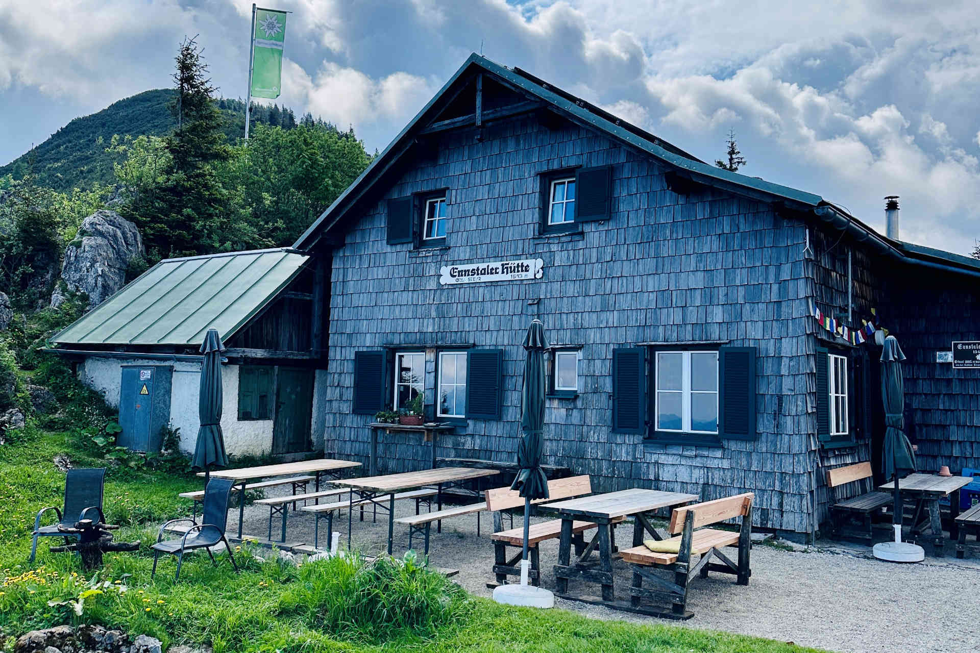 Urige Atmosphäre auf der »Ennstaler Hütte«. © Eleonora Alphart-Weinek