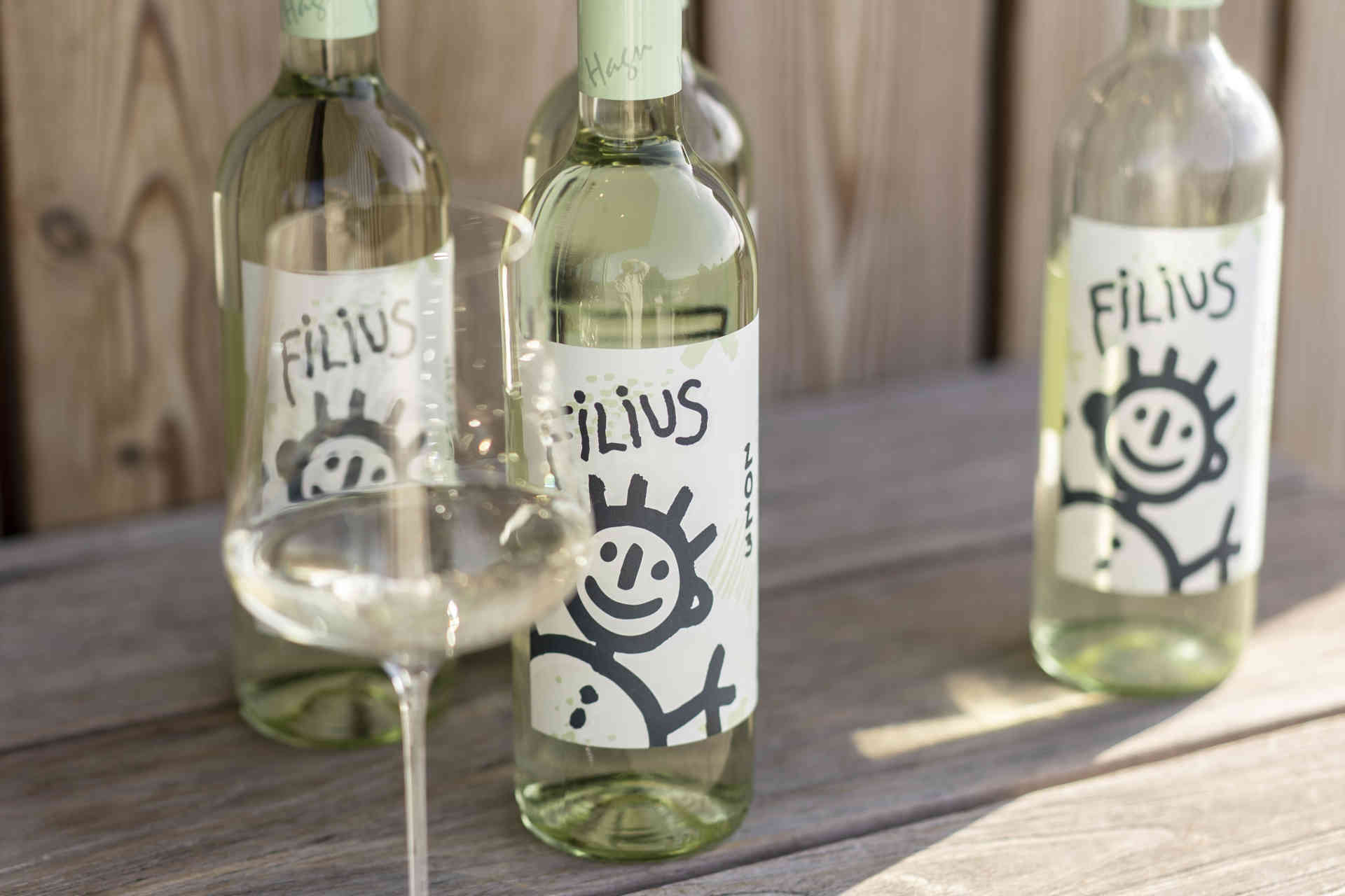 Aromen grüner Äpfel und spritziger Zitrusfrüchte sorgen für jugendliche Leichtigkeit, und Ungezwungenheit. © Stefanie Winter