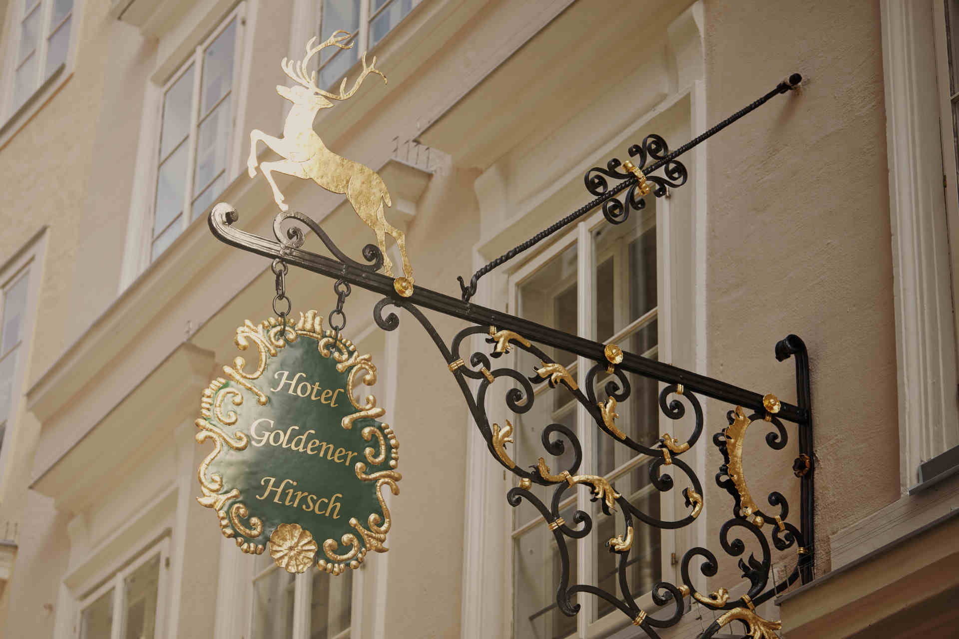 Das Hotel befindet sich in der weltberühmten Getreidegasse. © Matthew Shaw