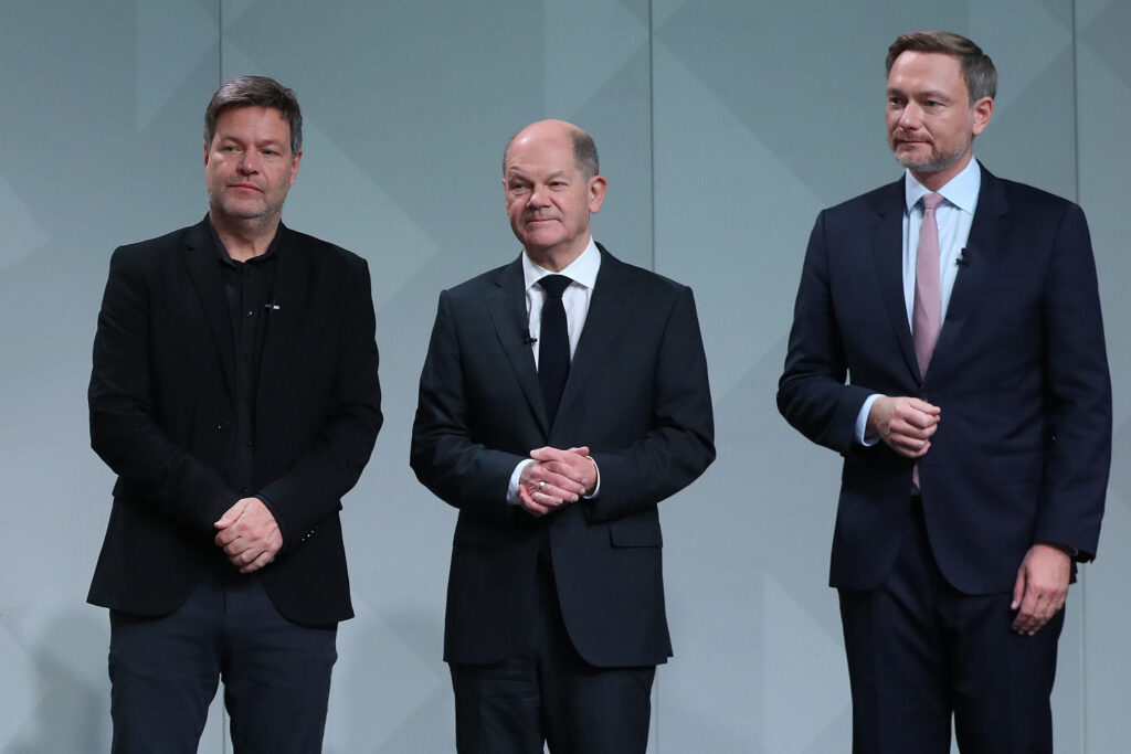 Vizekanzler Robert Habeck, Kanzler Olaf Scholz und Finanzminister Christian Lindner. © Sandro Halank/Wikimedia Commons