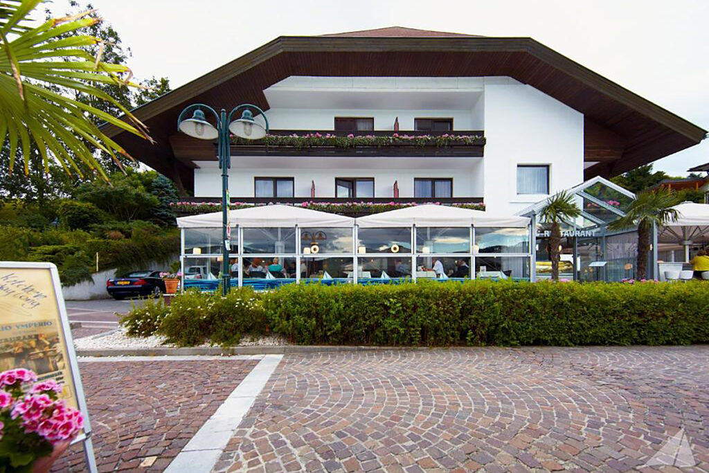Das »Veldener Traumschiff« sucht einen neuen Besitzer. © Clubdorf Galtür GmbH