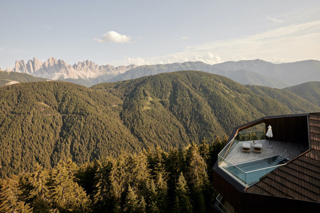 High-End: Das »Forestis« in Südtirol: der Name verrät schon, wo man eincheckt. © Forestis