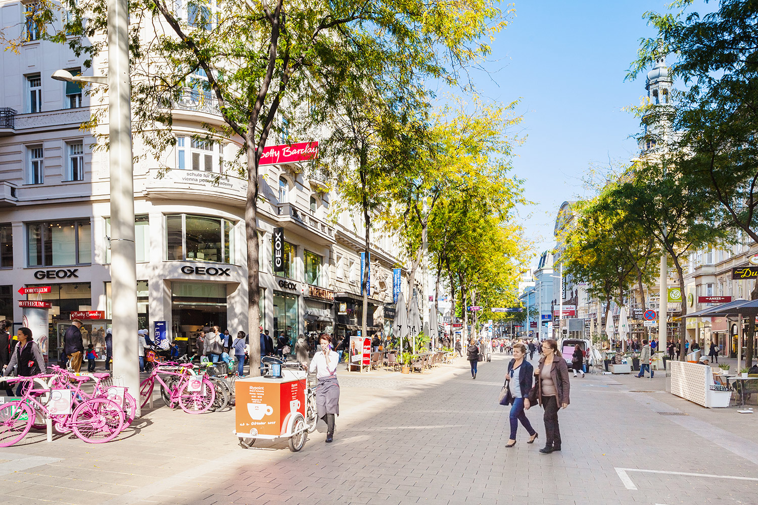 Der 6. und 7. Bezirk – wie die Mariahilfer Straße – sind besonders beliebt bei der Standortsuche. © Shutterstock