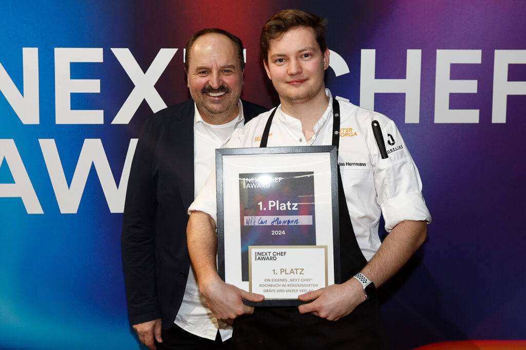 Johann Lafer und »Next Chef Award«-Gewinner Niklas Herrmann © Hamburg Messe & Congress/Ibo Ot