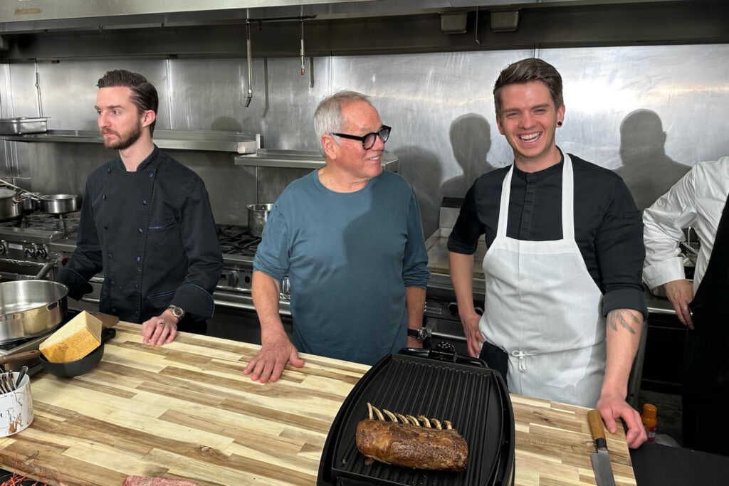 Wolfgang Puck (Mi.) mit Berhard Zimmerl, Foto beigestellt