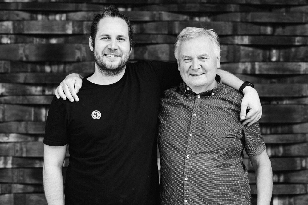 Alois Gölles (re.) mit seinem Sohn David. © Manufaktur Gölles
