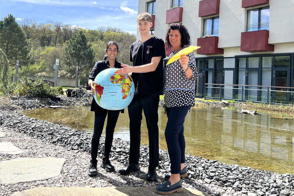 Smruti Posch, Eduard Heilingsetzer und Andrea Jandrisevits © Linsberg Asia