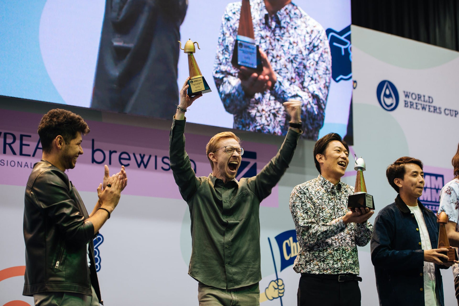 Martin Wölfl freut sich über den Weltmeistertitel. © Specialty Coffee Association