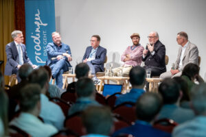 Podiumsdiskussion: Tarek Leitner, Sepp Schellhorn, Michael Hönigmann, Lukas Sendlhofer, Wolfgang Rosam und Franz Staggl © Florian Lechner/Prodinger Tourismusberatung