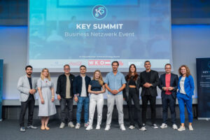 Kambis Kohansal Vajargah, Larissa Kravitz, Thomas Kenyeri, Colin Michel, Julia Maria Winkler, Daniel Schmöltzer, Ana Maria Doss, Samy El Makarem, Mario Derntl und Elisabeth Proksch © Eugen Karl Creates