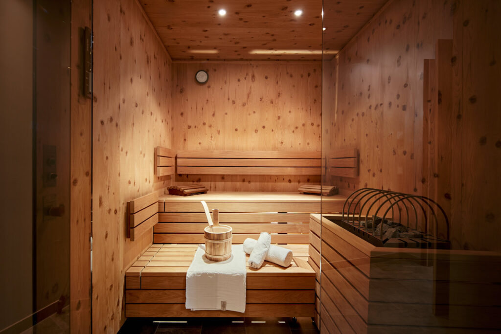 Den Mitarbeiter:innen steht auch eine eigene Sauna zur Verfügung. © Unterschwarzachhof/huber-fotografie.at