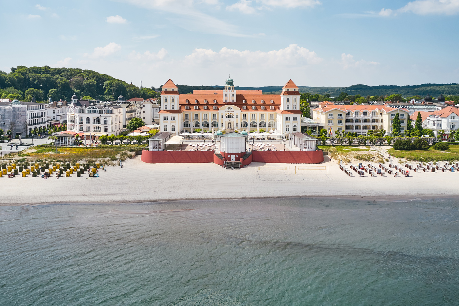 Das »Kurhaus Binz« auf Rügen wird zukünftig als »A-Rosa«-Hotel geführt. © Arne Nagel