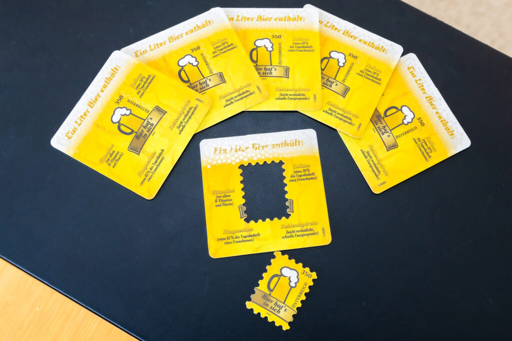 Die Sonderbriefmarke »Bierdeckel« © Österreichische Post AG