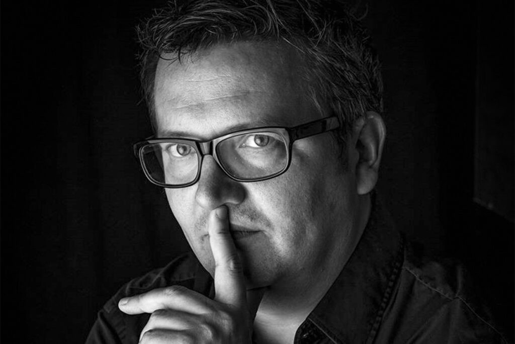Mag. Clemens Foisner gründete 2001 das Cyber­security-Unternehmen SEC Consult, das er 2020 mit 250 Mitarbeitern in 10 Ländern erfolgreich verkaufte. Seit 2025 ist er mit seinem neuen Beratungsunternehmen ­Horus als Cybersecurity-Berater tätig