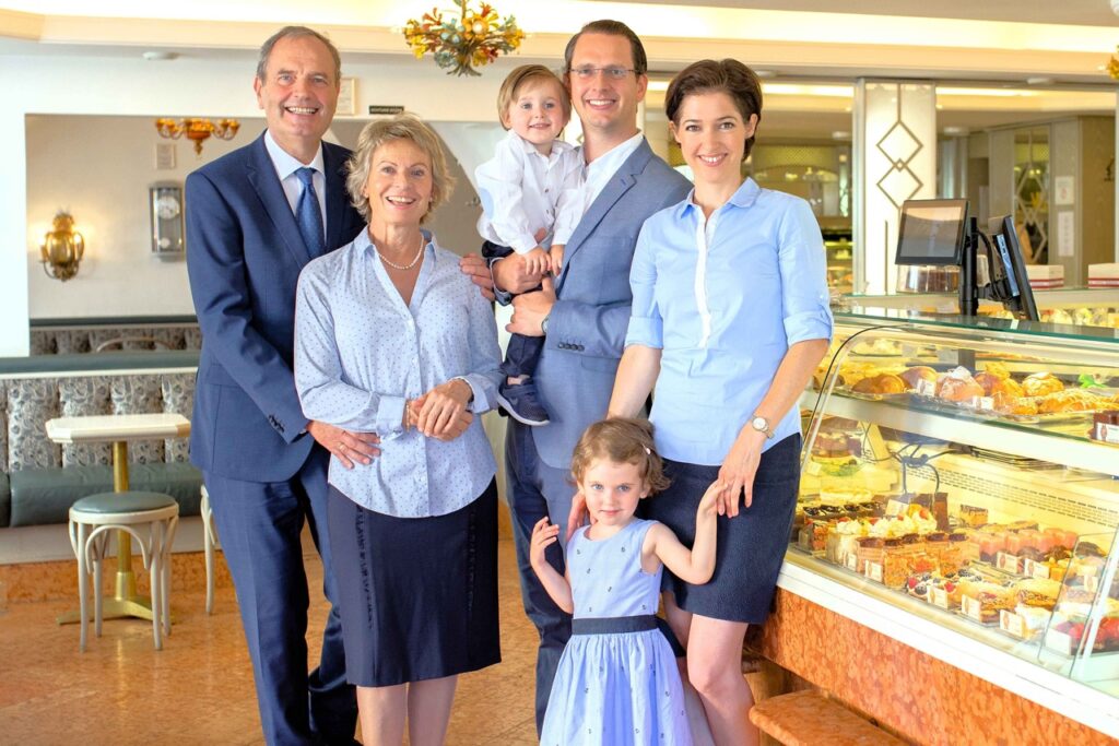 Paulus und Michael Stuller von »L. Heiner« mit Familie