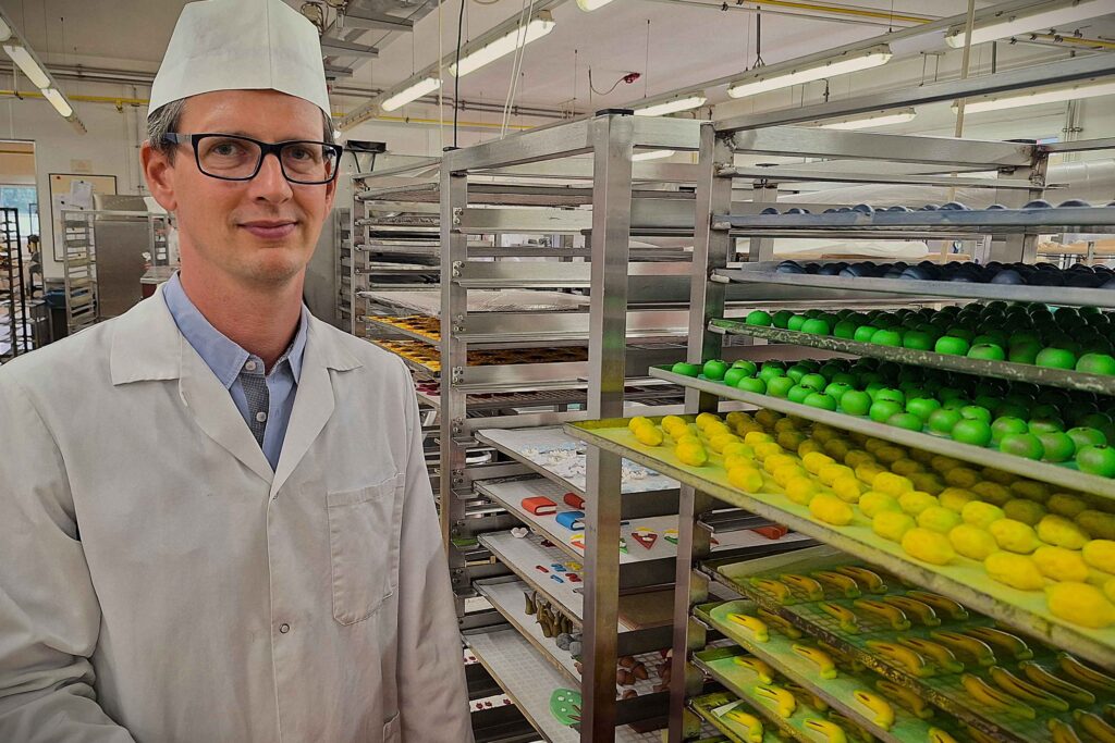 Michael Stuller in der Backstube von Heiner