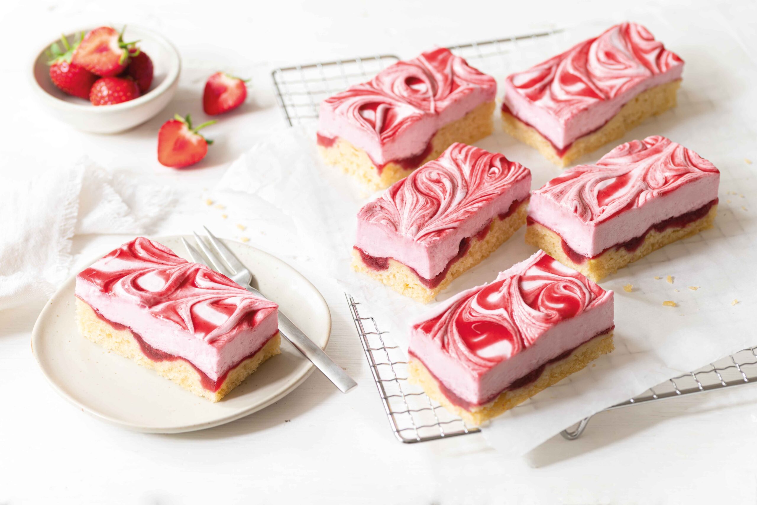 vegane_Erdbeer-Sahneschnitte