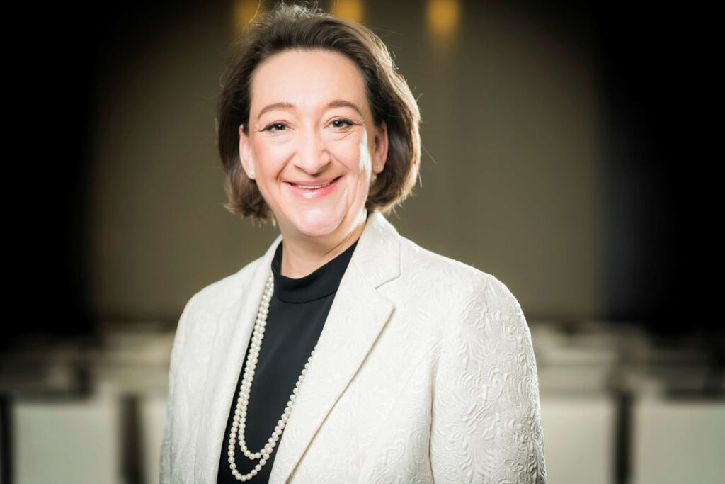 Karina Ansos, GM Hotel Adlon Kempinski Berlin, Falstaff PROFI