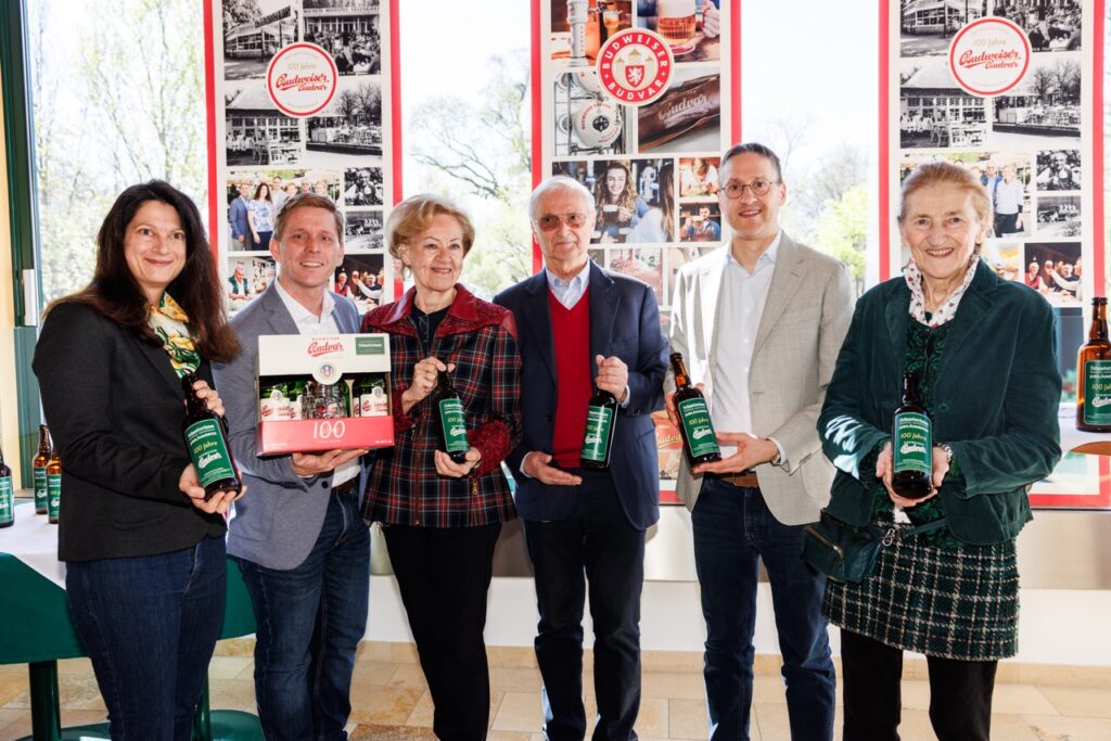 Schweizerhaus Budweiser 100 Jahre - Falstaff PROFI