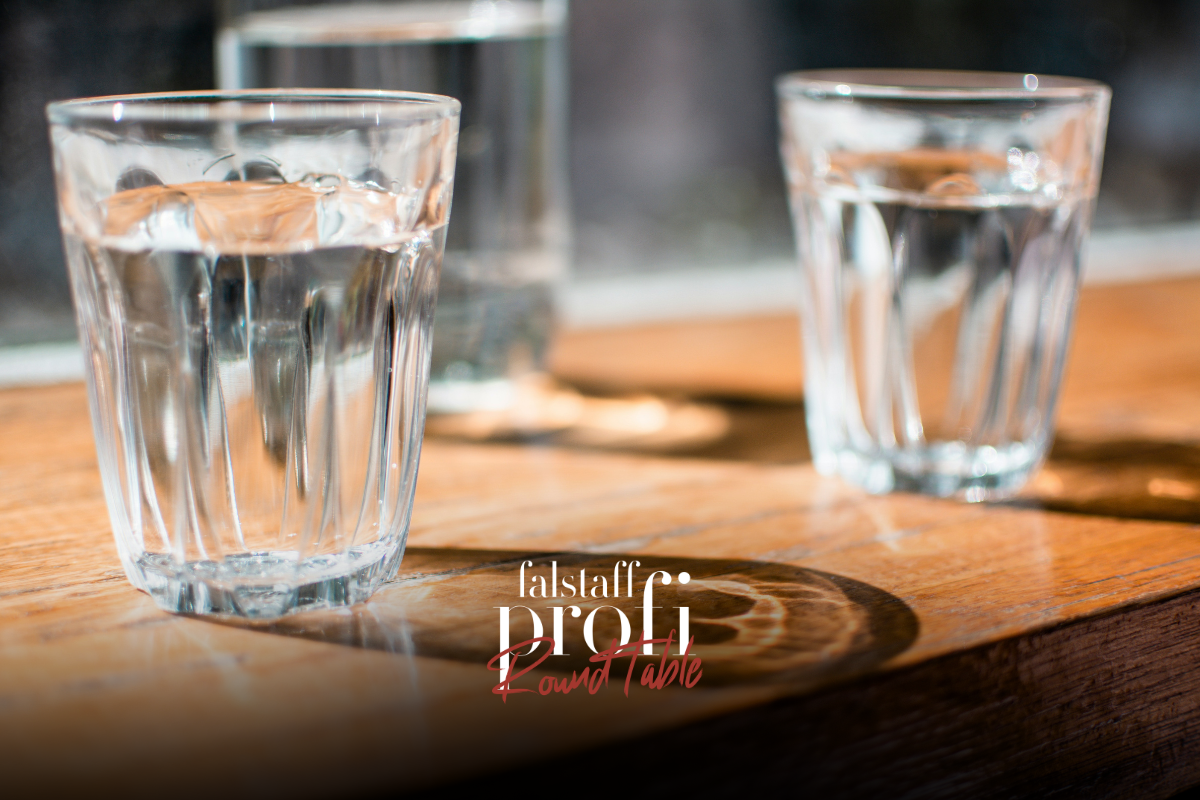 Round Table Wasser